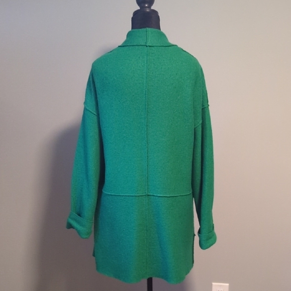 Vibrant Green Cardigan Tahari Size M - Picture 5 of 5